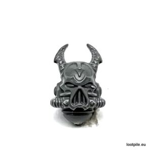Hełm Chaos Space Marine - różki - obrazek 1