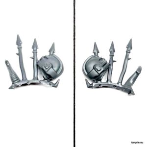 Trofeum róg i kolce: hełm