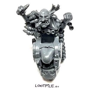 Korpus z Plecakiem z Wystającym Grotem - obrazek 1